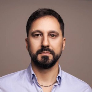 Максим Коваленко